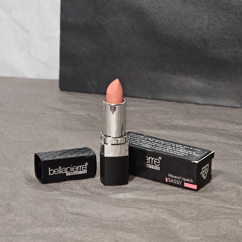 Bellapierre Mineral Lipstick - Sassy ~ NIB